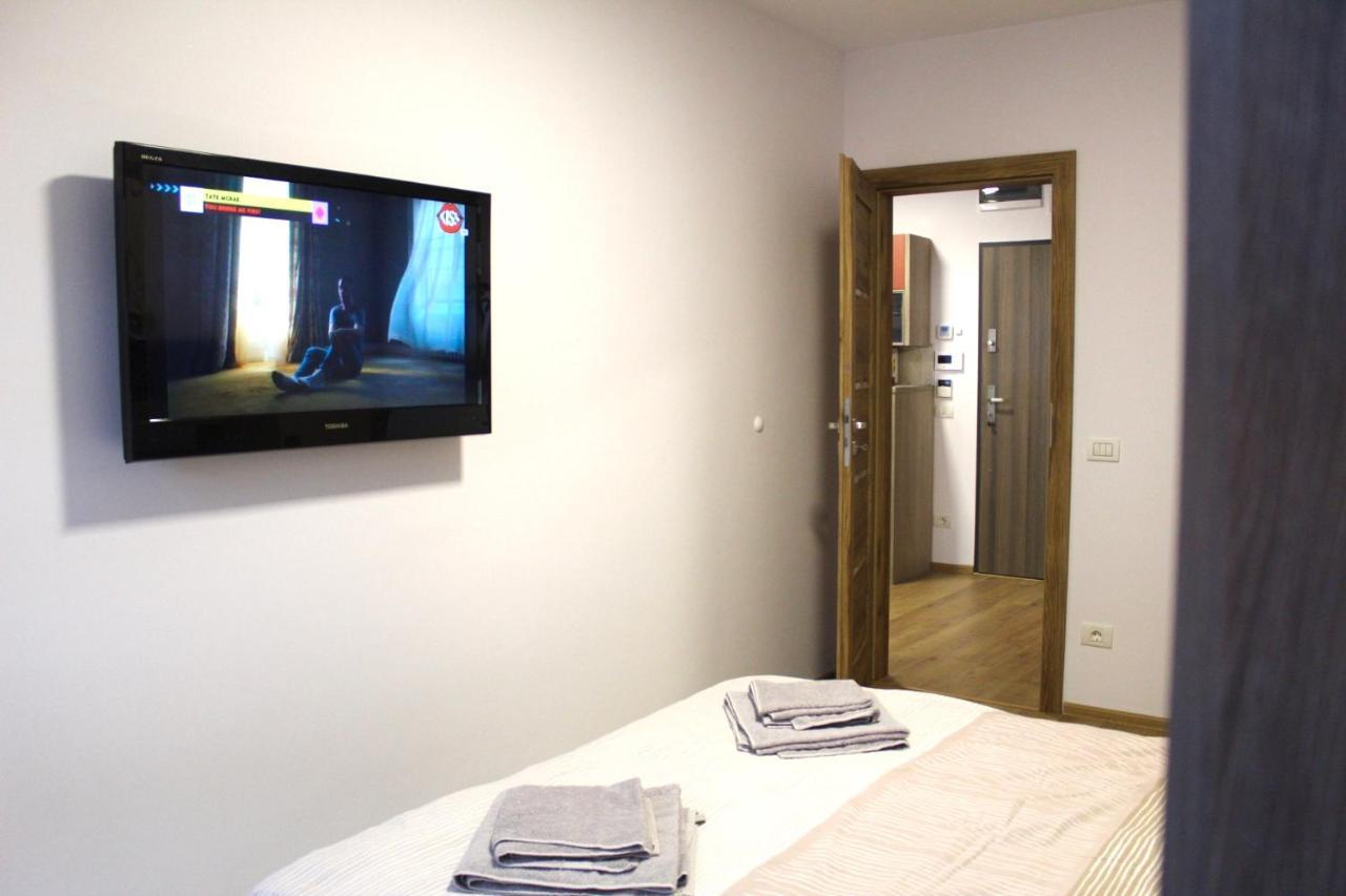 Ferienwohnung Apartman Sarah Oradea Exterior foto